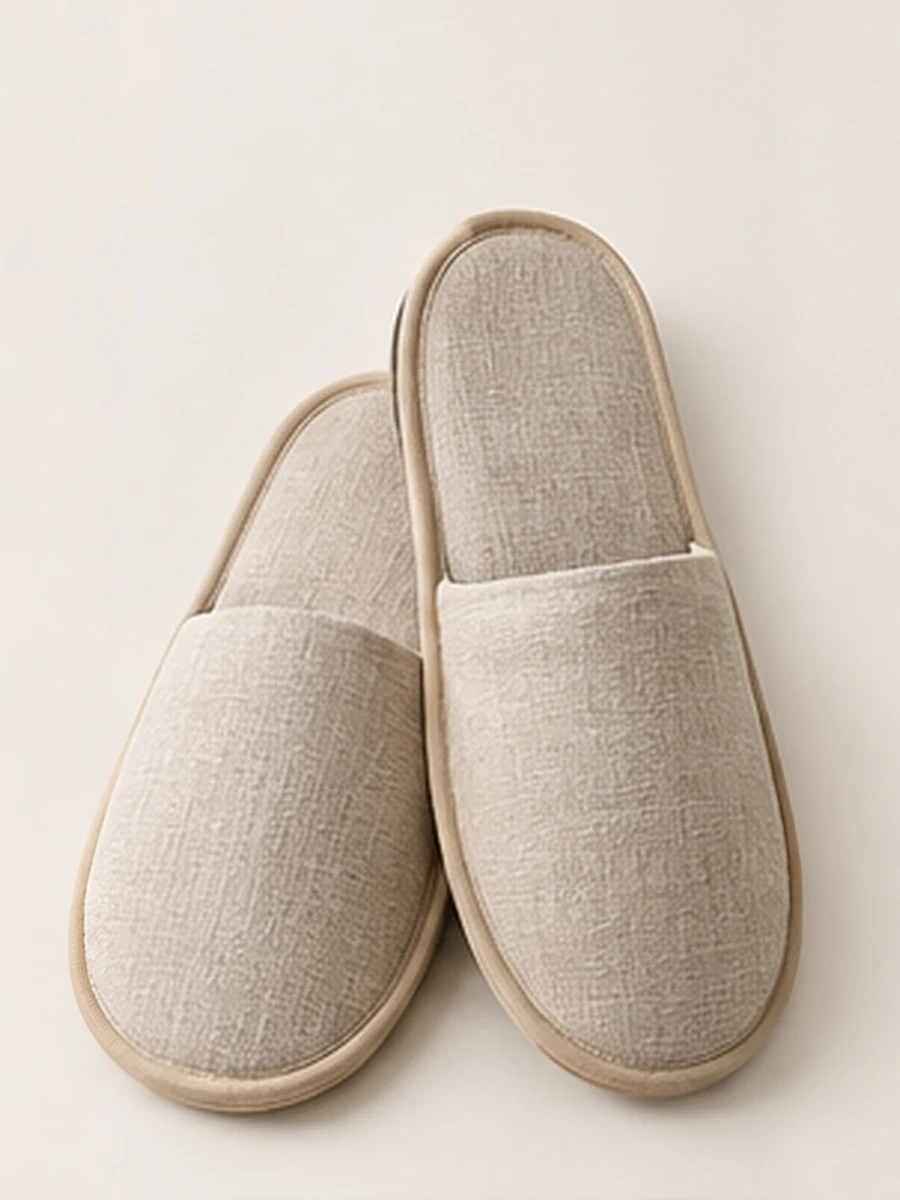 Fine linen hotel slippers